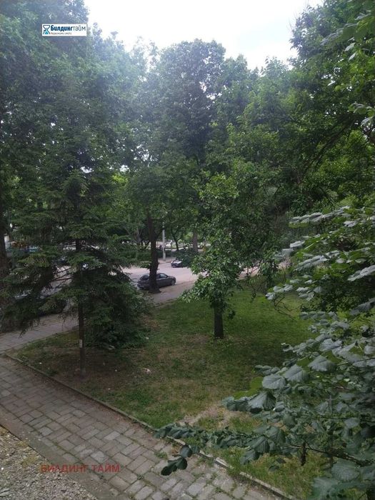 Продава се Тристаен апартамент в Шумен, Добруджански - 89 кв.м за 1236 €/кв.м - Снимка #8