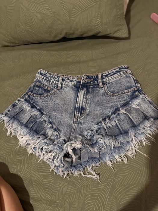 Чисто нови къси дънки