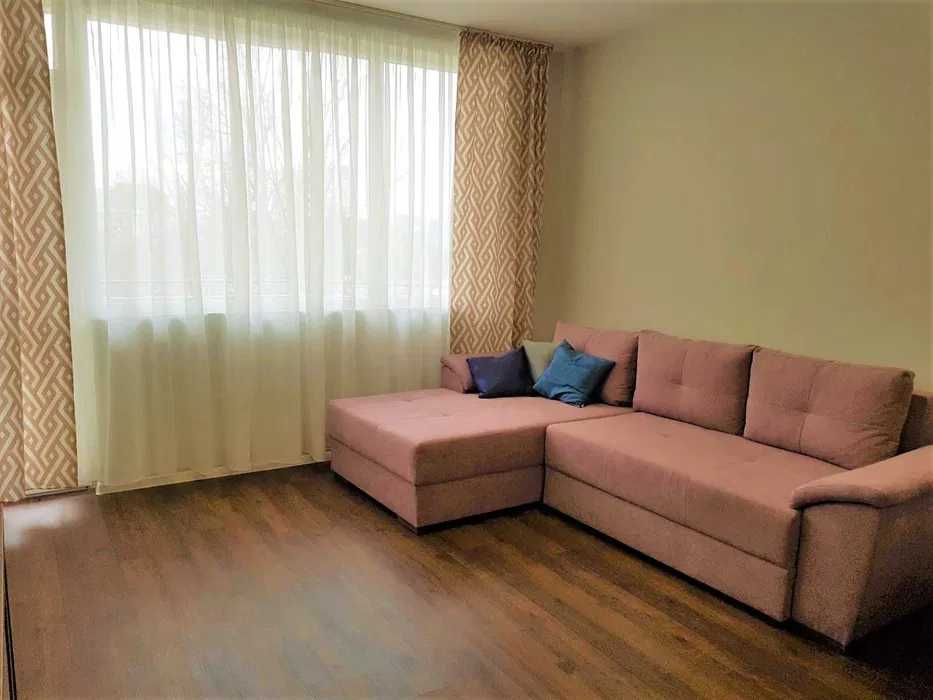 Двустаен апартамент под наем – до Община Варна – 400 €