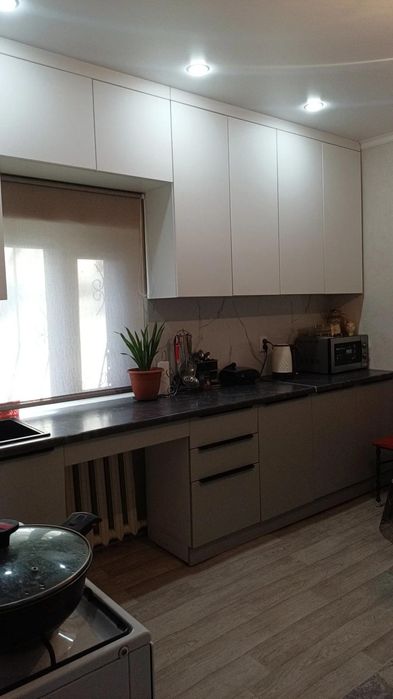 Продам дом 5 комнатный Ком посёлке