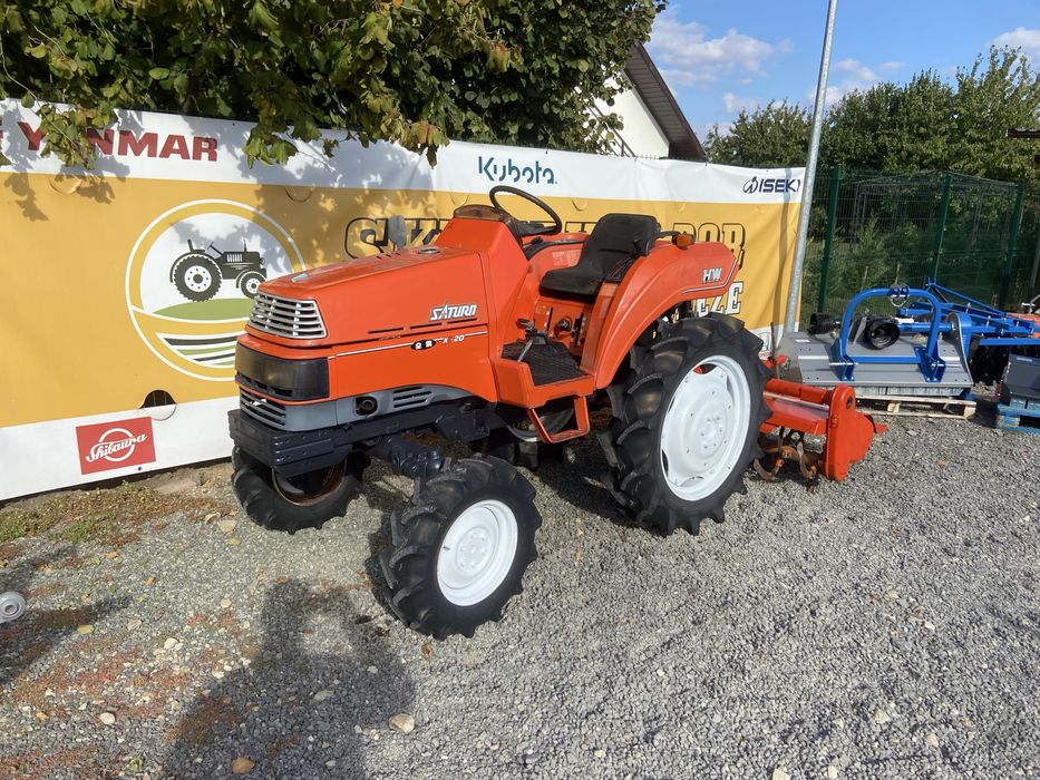 Tractor japonez Kubota , 4x4, 21cp, INALTAT + freza