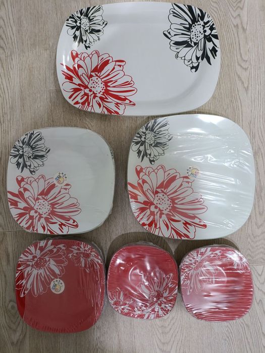 Новый  стеклянной посуды Golesto (Иран) - 25 предметов, "Красные