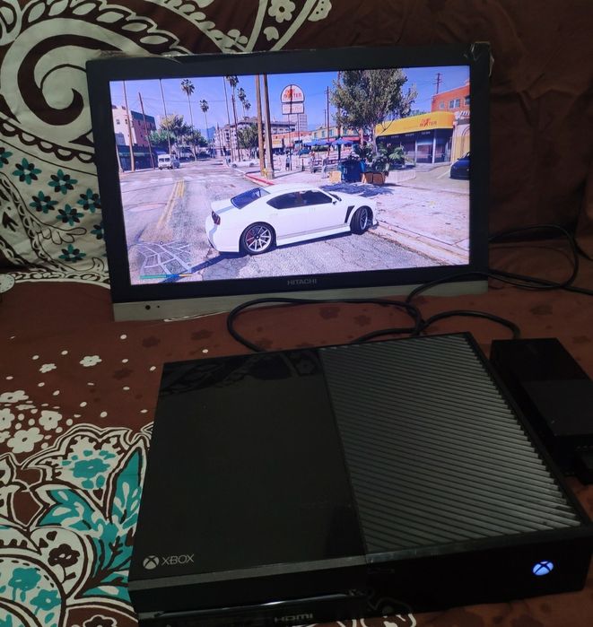 Xbox One 500gb все работает