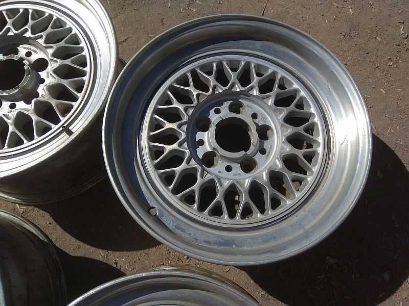 Продам оригинальные легкосплавные диски R16.5