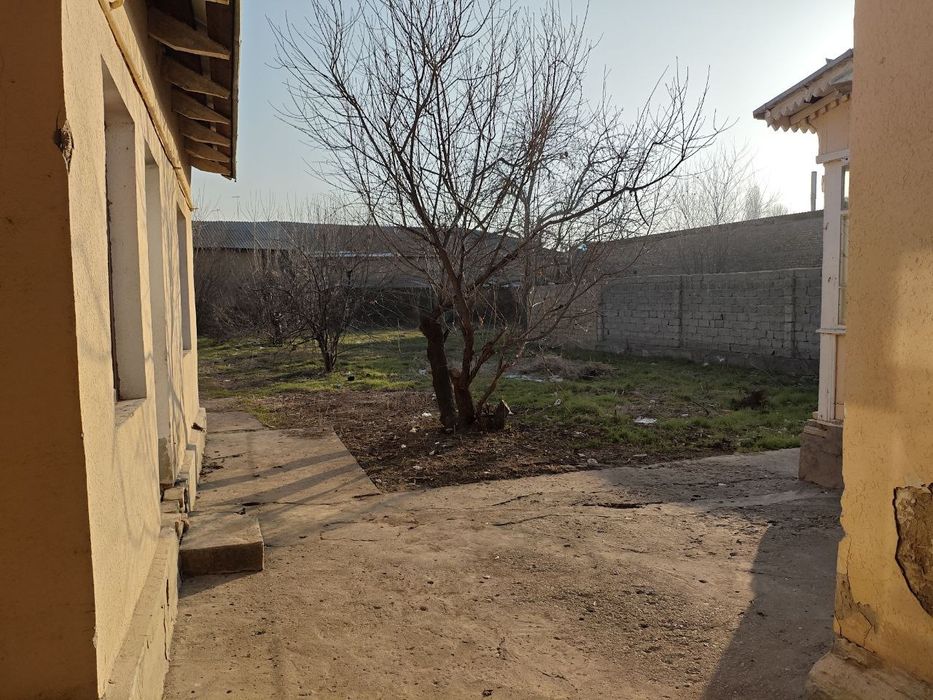 Uy Sotiladi 8.3sotix 105000$