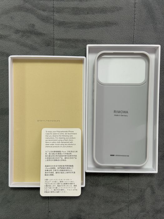 Husa rimowa -Iphone 17 Pro Max