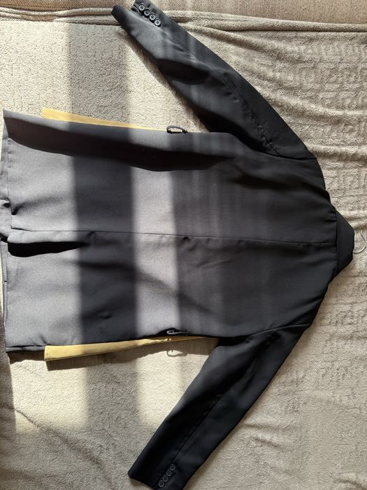 Продам пиджак.