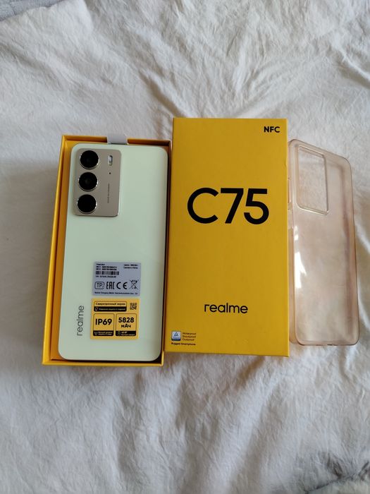 РЕАЛМЕ с75 телефон