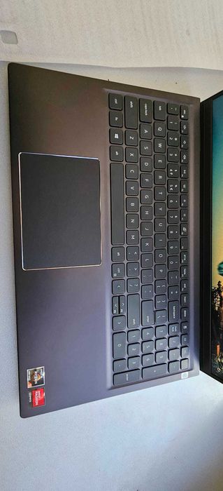 Dell Vostro 5515