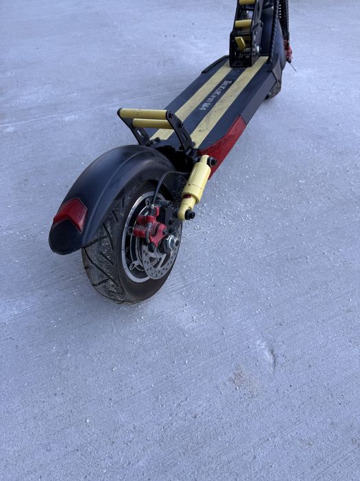 Тротинетка Kukirin M4