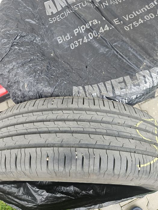 Set anvelope Continental de vara 215/65/R17 ca noi