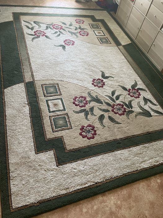 Продам ковер 3на 2,5