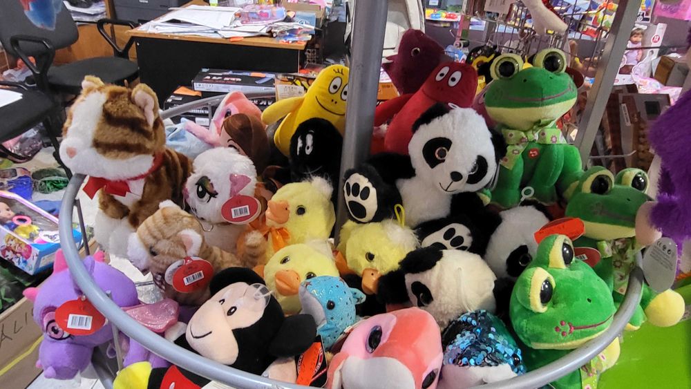 Плюшени играчки различни животни и модели легнало Коте Сиво 50см