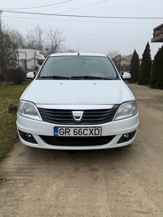 Vand logan 2011 benzina gpl