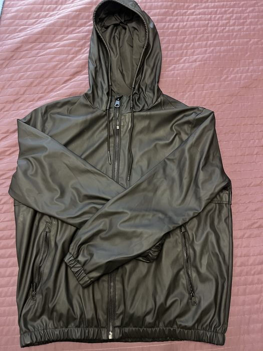 Zara яке размер L