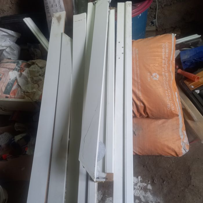 Продам дверь,белый