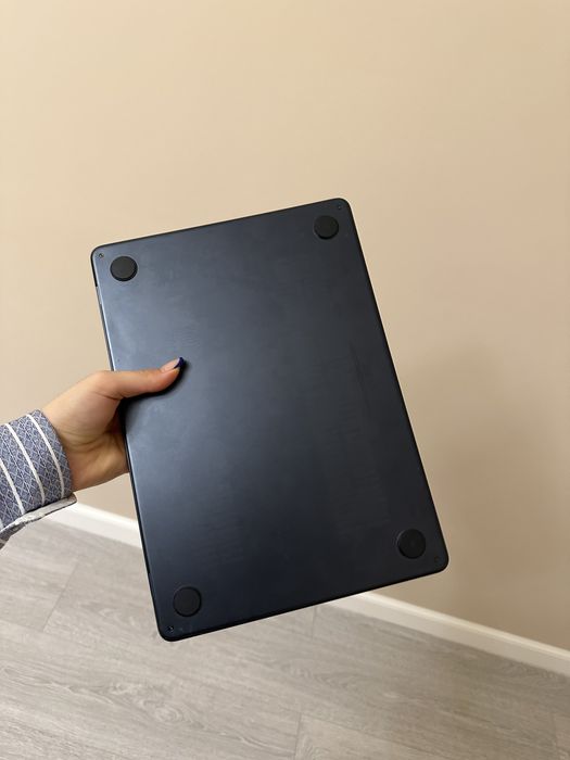 Макбук m2 256 гб