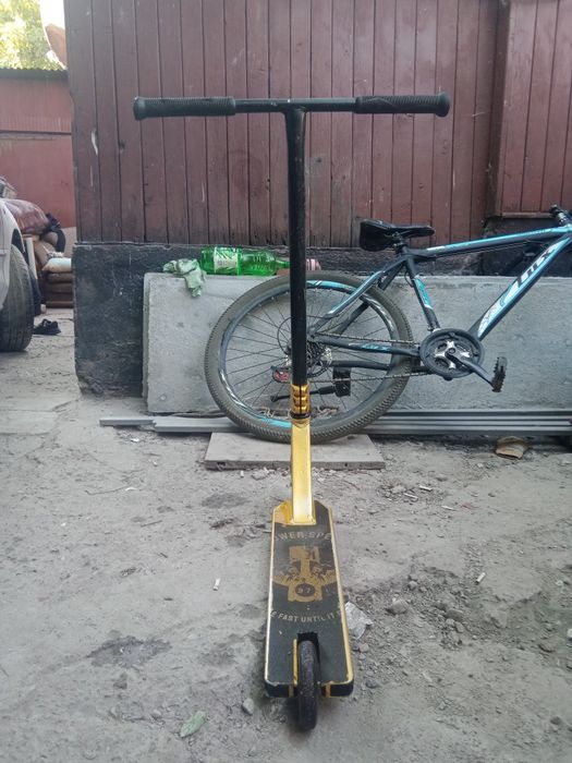 Продам скут стрит