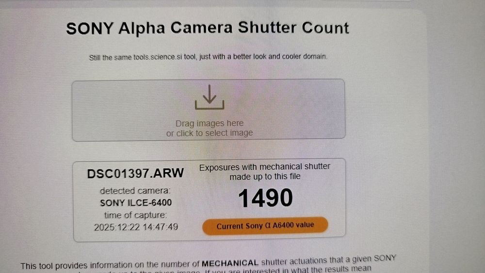 Sony A6400 + obiectiv 16–50 mm 1500 cadre