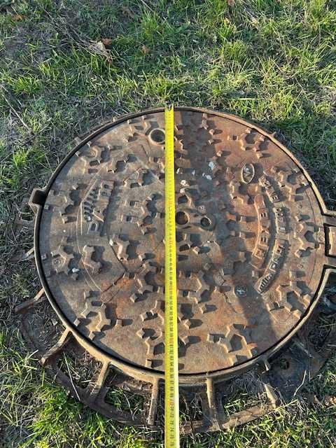 Capac canal rotund din fonta