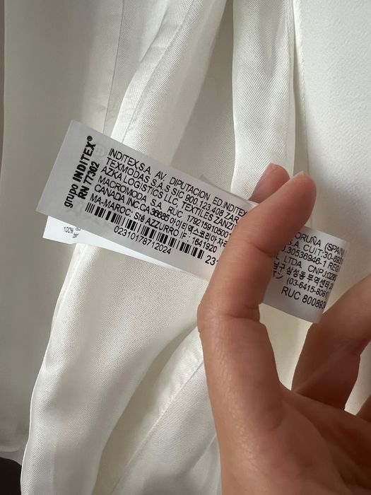 Zara бяло сако с колан