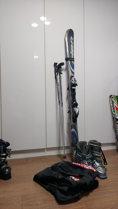 Продам горнолыжный комплект