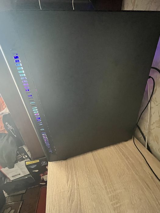 Геймърсики компютър 500гигабайта 16Ram от затворен магазин