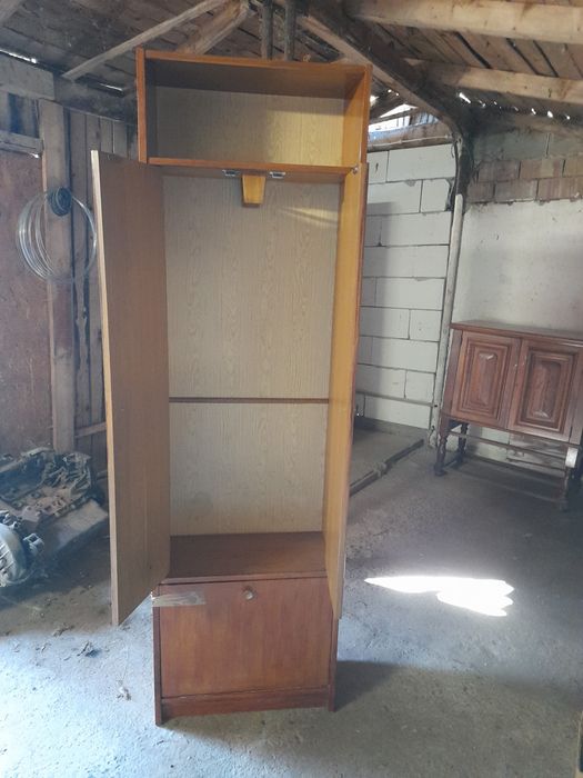 Mobila second-hand