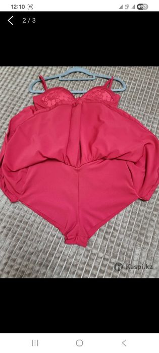 продам платье красное с накидкой