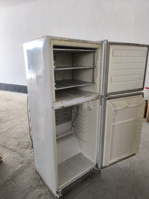 Холодильник советский