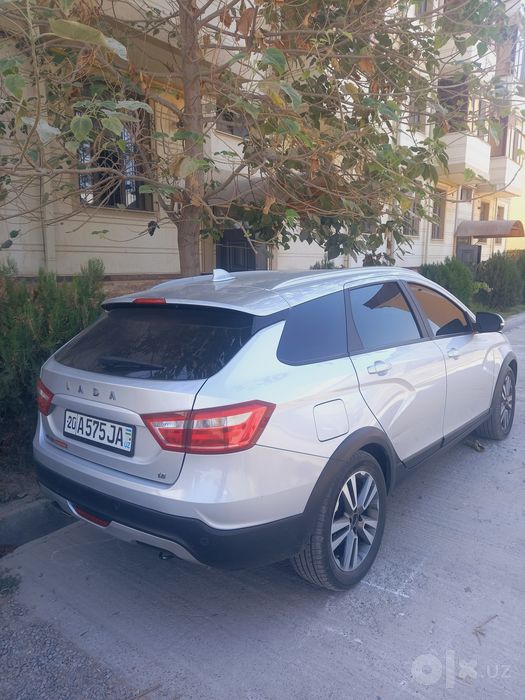 Lada vesta sw cross 1.8