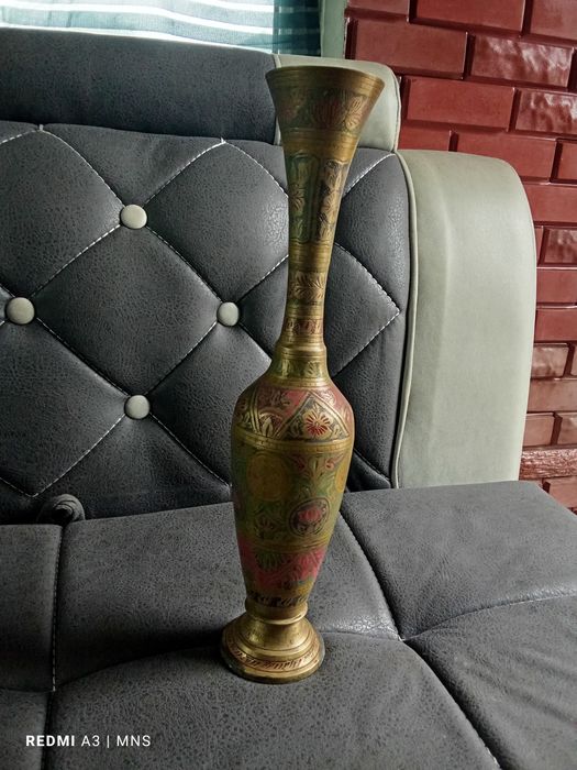 Антикварная ваза