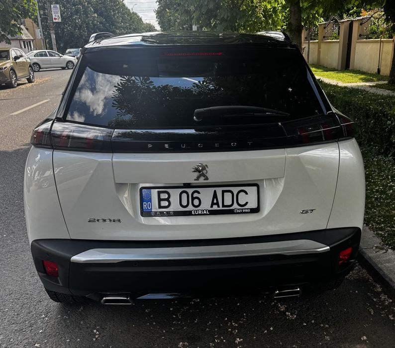 Peugeot 2008 GT, an fabricatie 2022