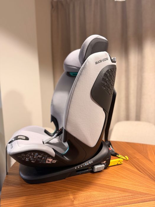 Maxi-Cosi Стол за кола 9-36kg Titan Pro i-Size  сив