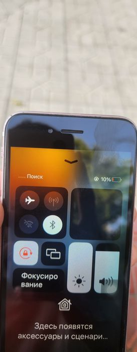 Iphone 6s 64 gb batareya 100% useleniy. Kamera tiniq damoy ishlaydi. H