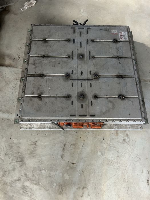 Продавам батерия за Фолксваген ID.4