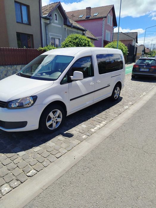 W caddy maxi 7 locuri