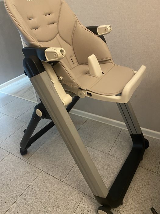 Стул для кормления IVOLIA