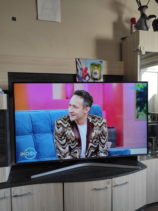 Смарт Телевизор SAMSUNG 55 инча Ultra HD 4K