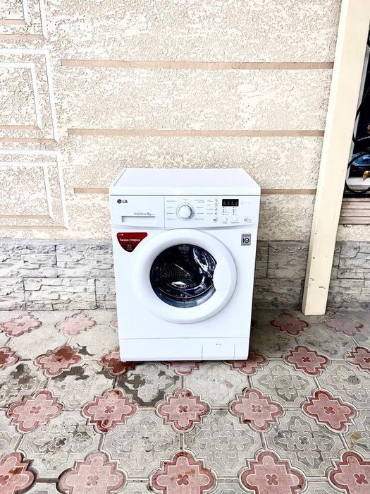 Продам стиральную машинку