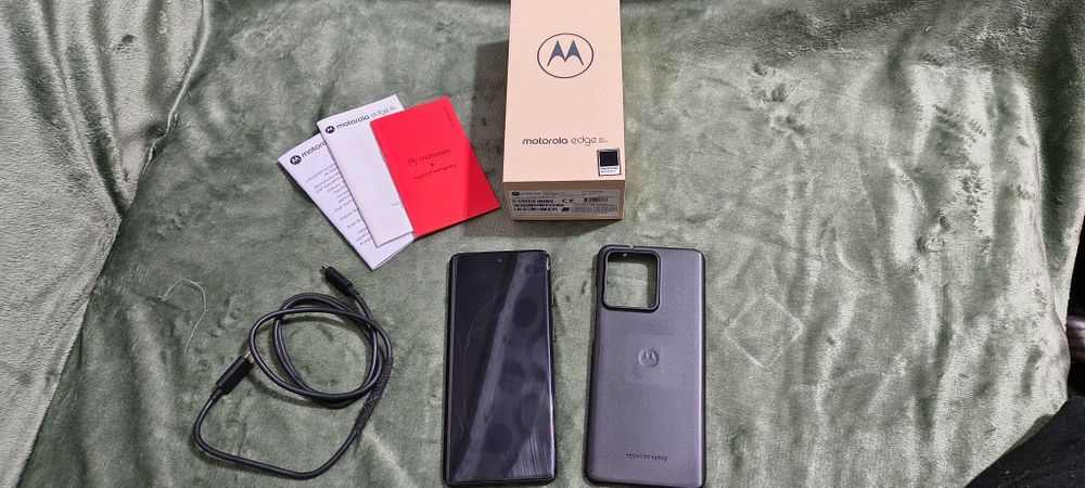 Motorola edge 40 neo 12/256GB