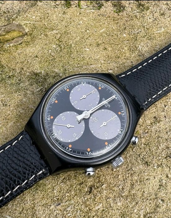 Мъжки часовник Swatch Wall Street (SCB106)