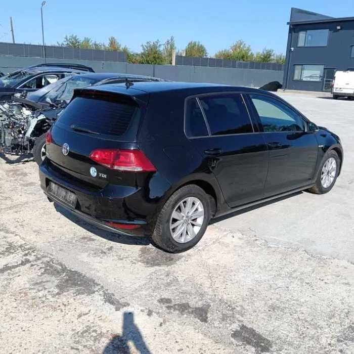 Dezmembrez Volkswagen Golf 7 2014 hatchback 1.6 TDI