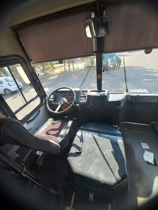 Продам автобус отайул 1998 год средним состояние на метан