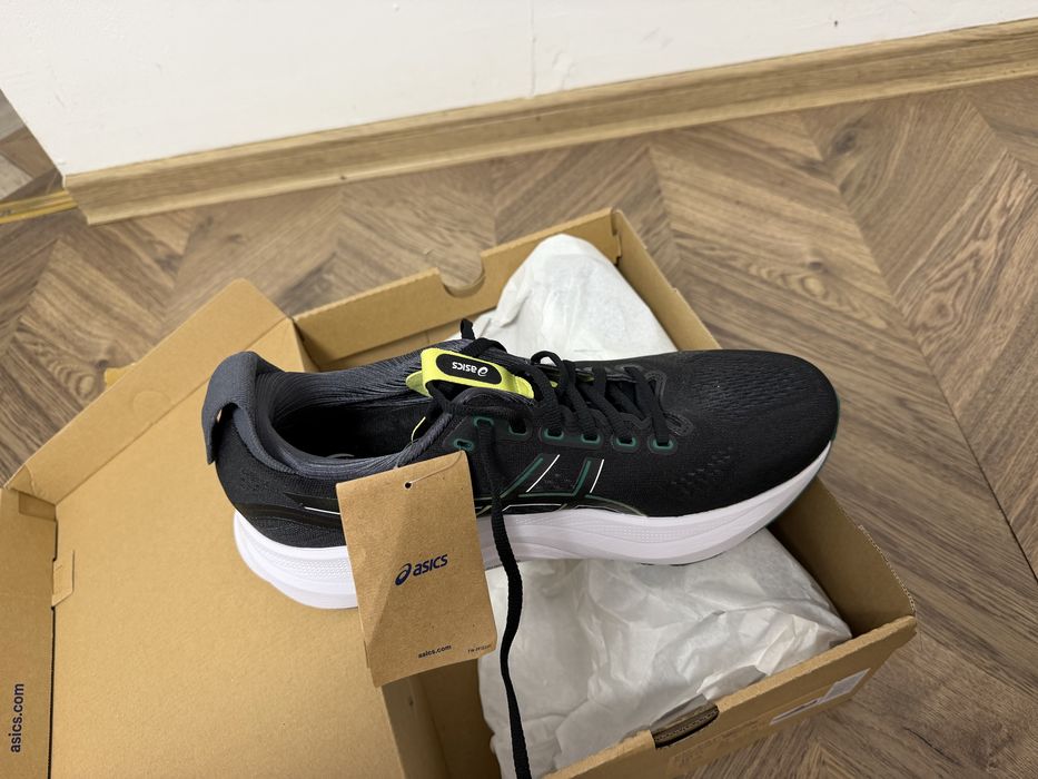 Adidasi Asics GEL KAYANO 32