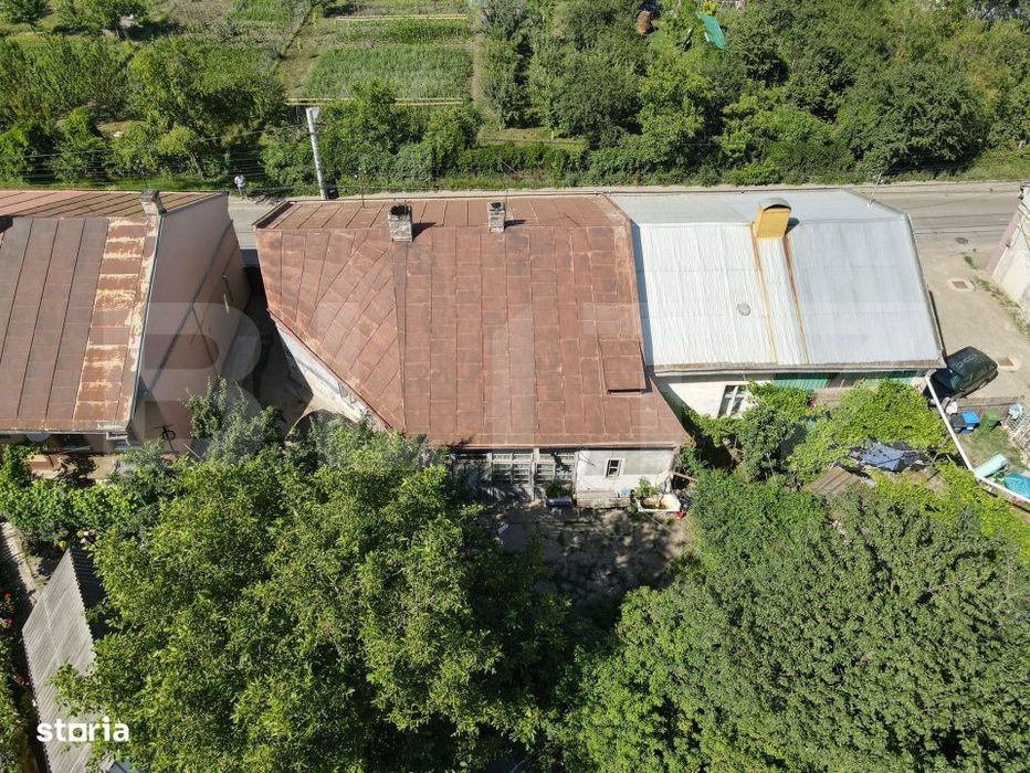 Casa 140 mp, teren 1045 mp, zona Itcani