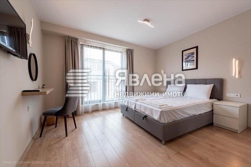 Дава се под наем Двустаен апартамент в Варна, Гръцка махала - 60 кв.м за 1050 € - Снимка #3