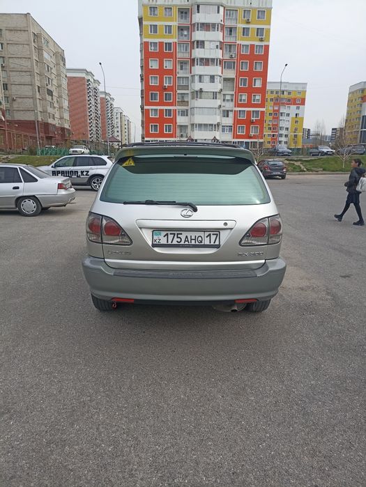 Продам авто Лексус RX 300
