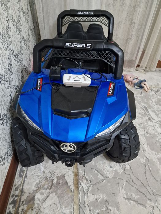 Десткий машина мерседес