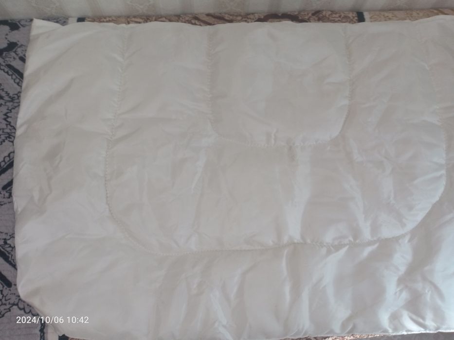 Продам автомобильное одеяло на кроссовер.